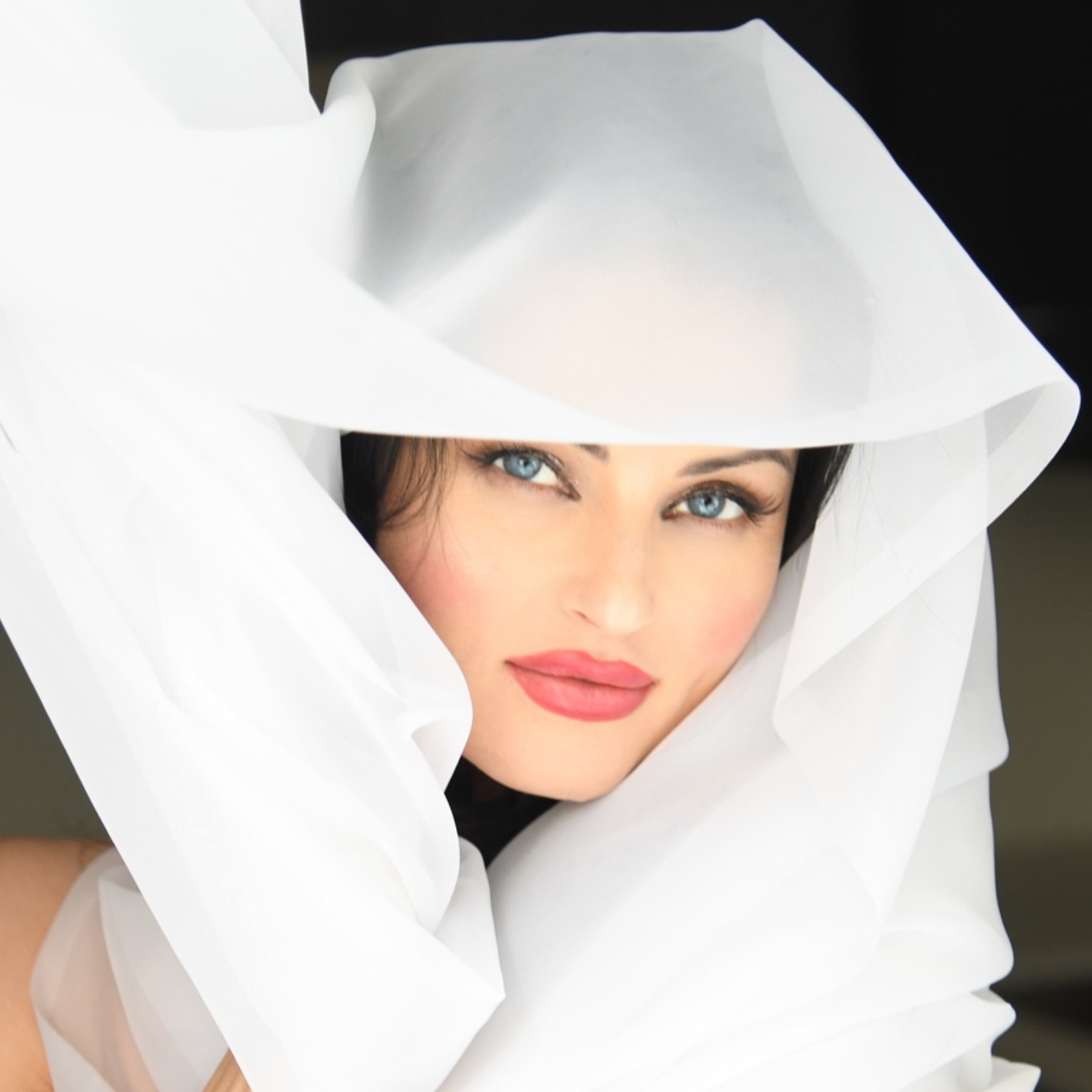Veronika LaVery beauty