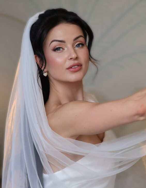 Veronika LaVery bride husband
